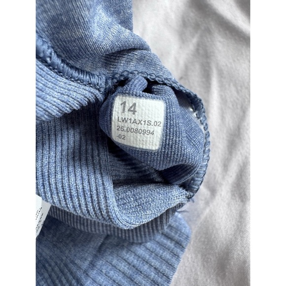New Lululemon Ebb to Street Tank Top Size 14 W/Bra Hip Length Washed Denim Blue - Picture 11 of 11
